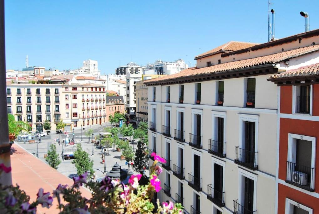 El Apartamento En Opera Palacio Real Madrid Ngoại thất bức ảnh