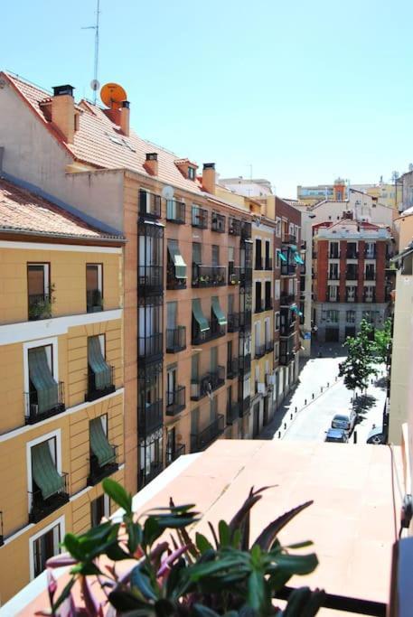 El Apartamento En Opera Palacio Real Madrid Ngoại thất bức ảnh