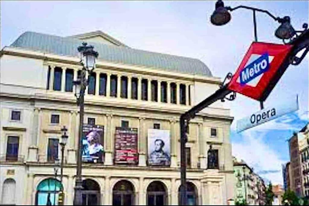 El Apartamento En Opera Palacio Real Madrid Ngoại thất bức ảnh