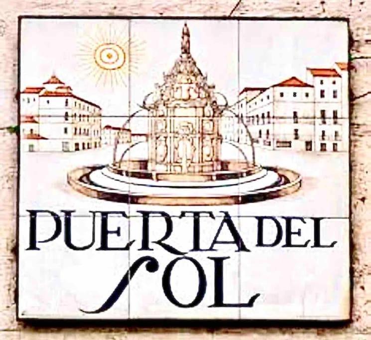 El Apartamento En Opera Palacio Real Madrid Ngoại thất bức ảnh