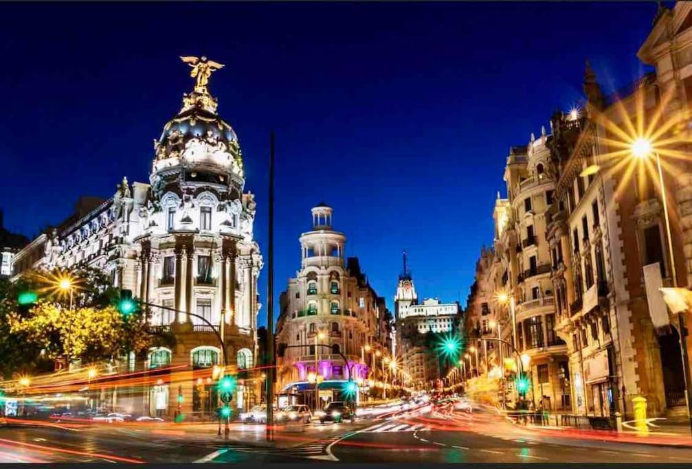 El Apartamento En Opera Palacio Real Madrid Ngoại thất bức ảnh