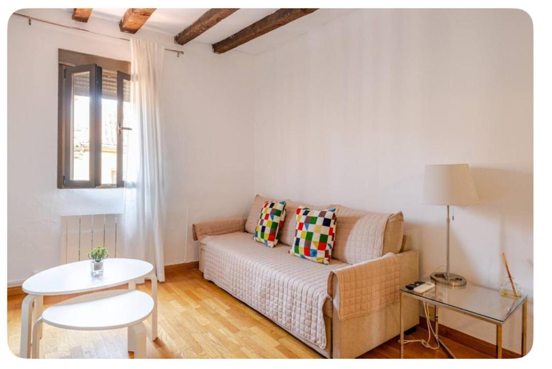 El Apartamento En Opera Palacio Real Madrid Ngoại thất bức ảnh